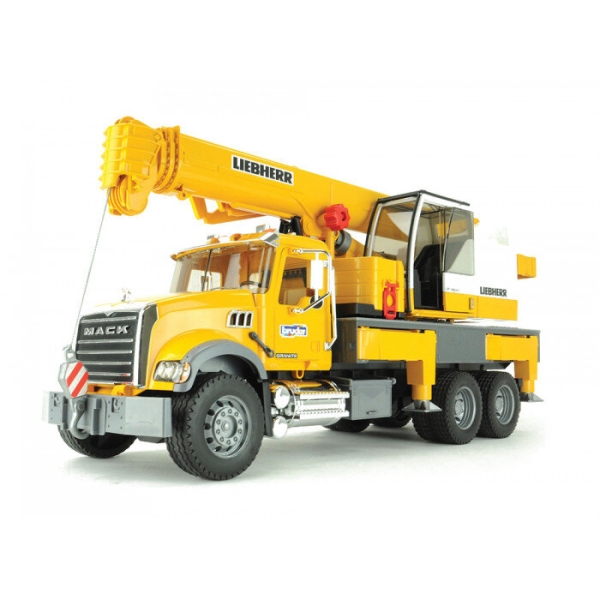 Camion Mack Granite cu macara Liebherr LTF 1045-4.1