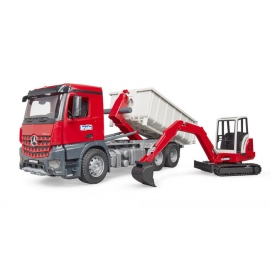 Camion Mercedes-Benz Arocs cu mini-excavator Schaeff